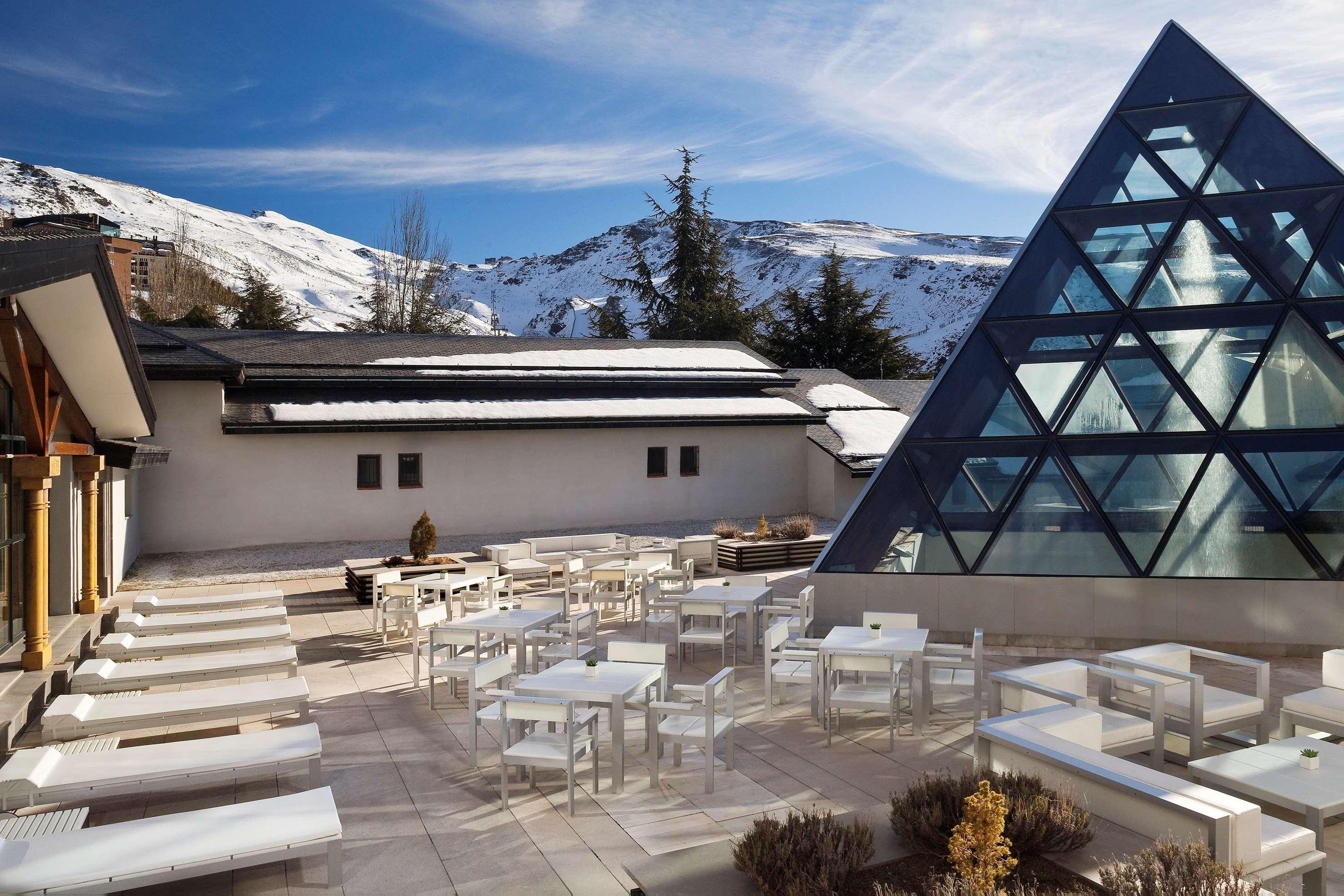 Hotel Melia Sol Y Nieve Sierra Nevada Exterior foto